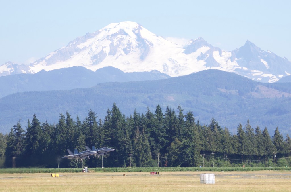 The CF-18 Hornets take off against the beauty of Mount Baker at the Abbotsford Air Show 2026